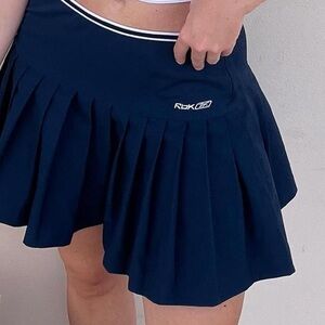 Reebok Navy|White Upset Athletic Skirt With Side Zipper Sz Small